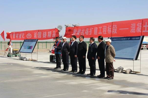 //static2.ivwen.com/users/9857553/6810f6be526a4741b04682c7388cd1b0.jpg-mobile